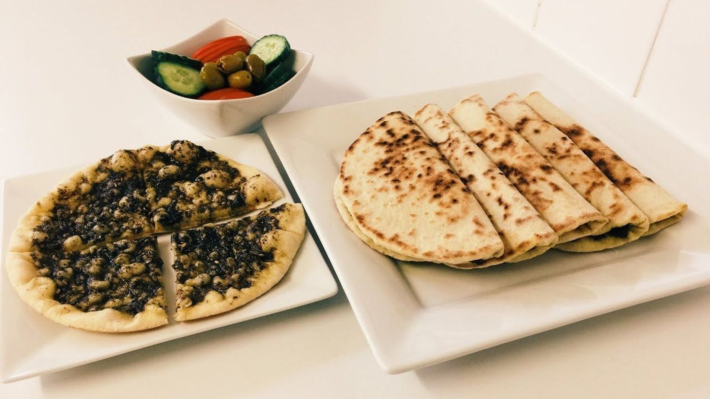 لبنة بالزعتر بالمحمرة - صغير
