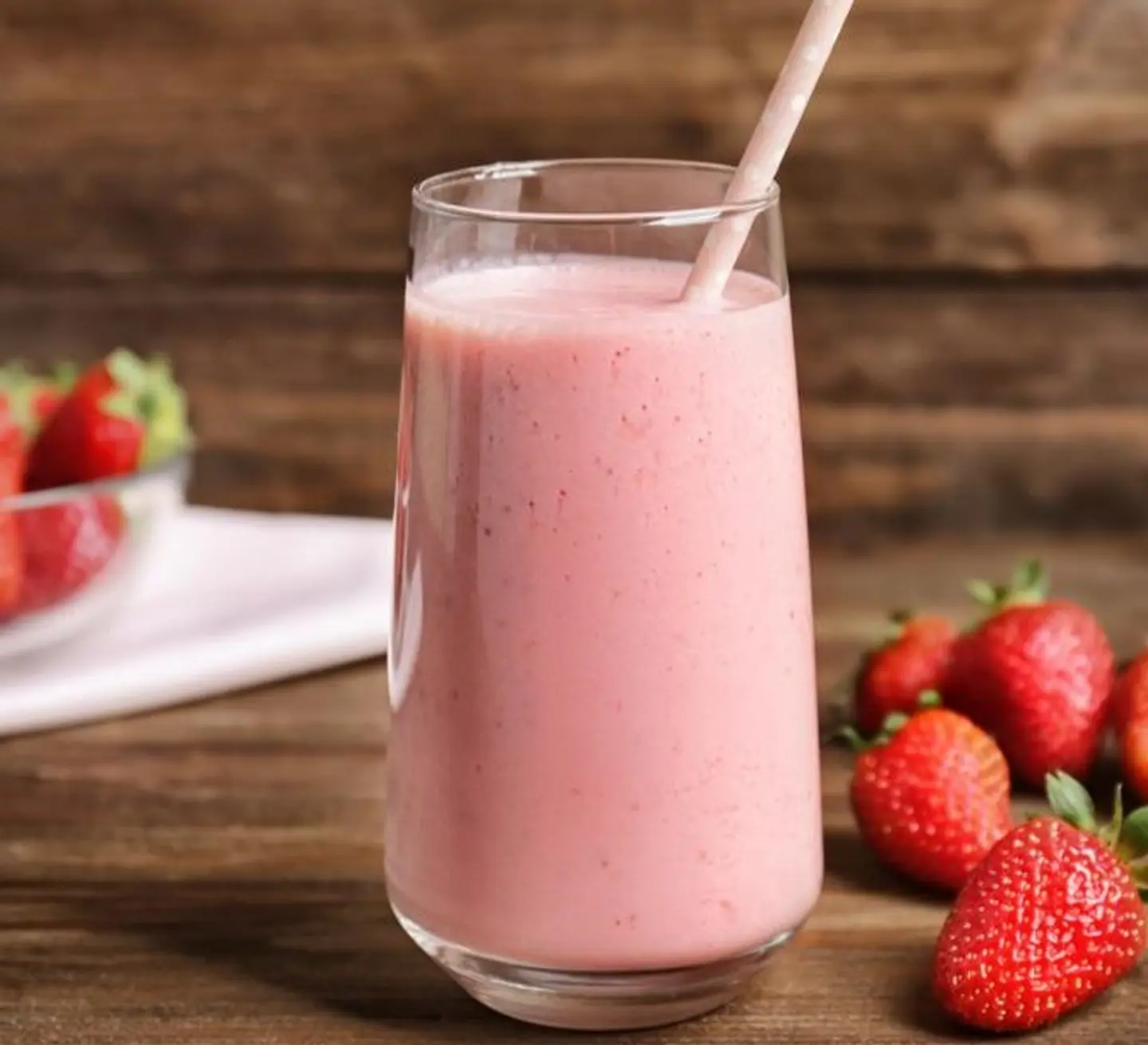 Pomegranate And Strawberry Smoothie - Small