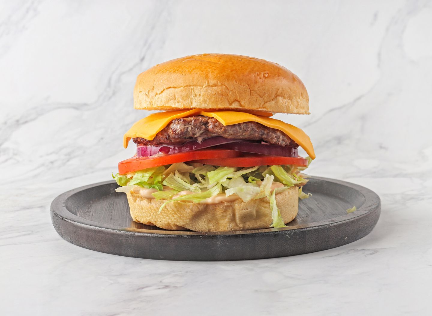 Classic Beef Burger - Sandwich