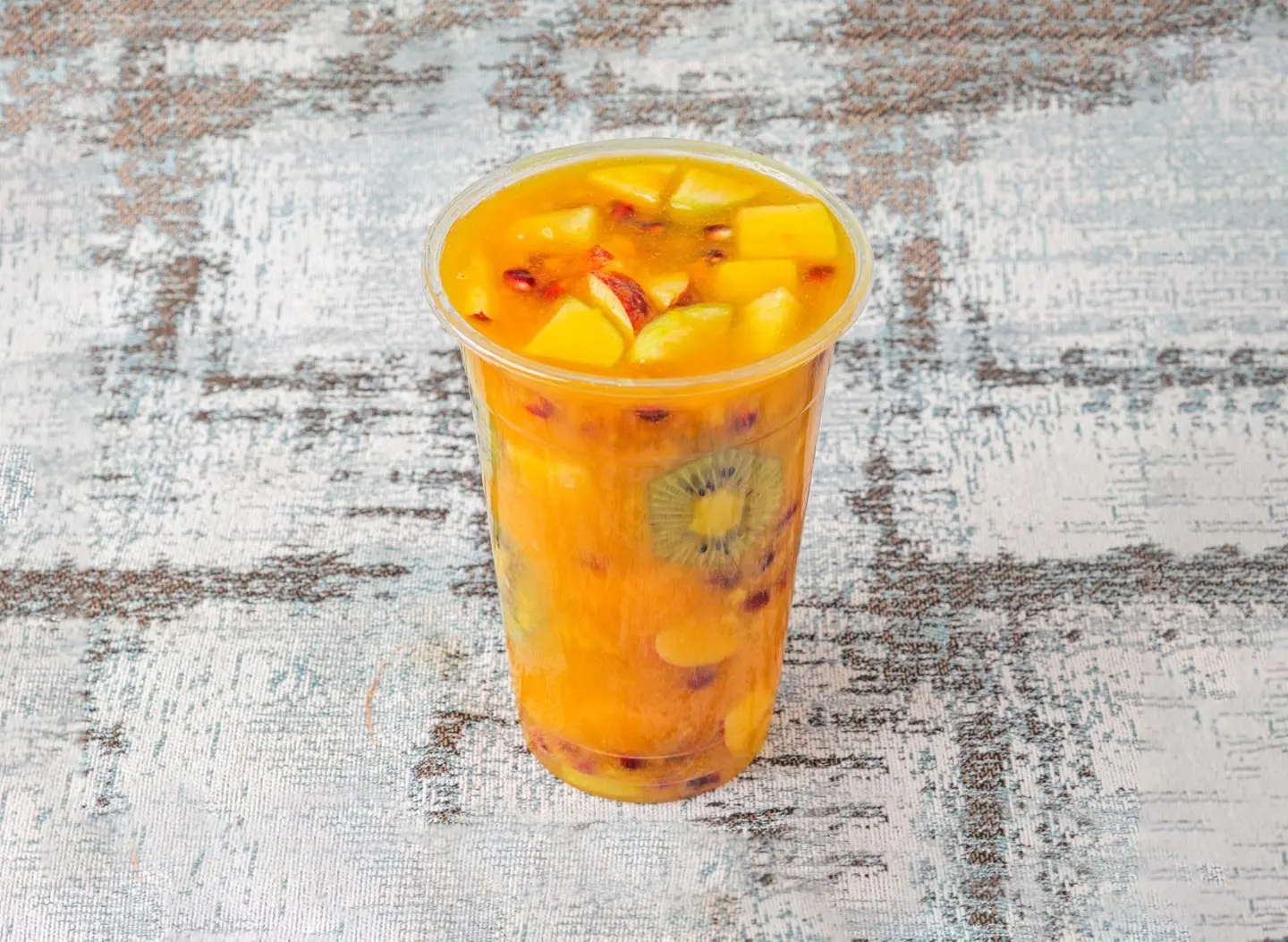Orange And Strawberry Juice With Pieces - Medium