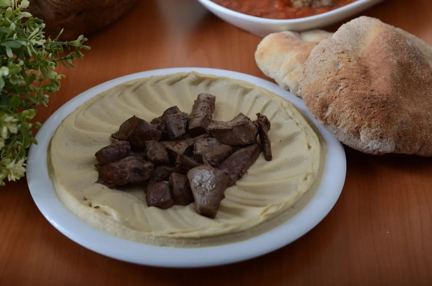 Hummus Plate With Liver - Small