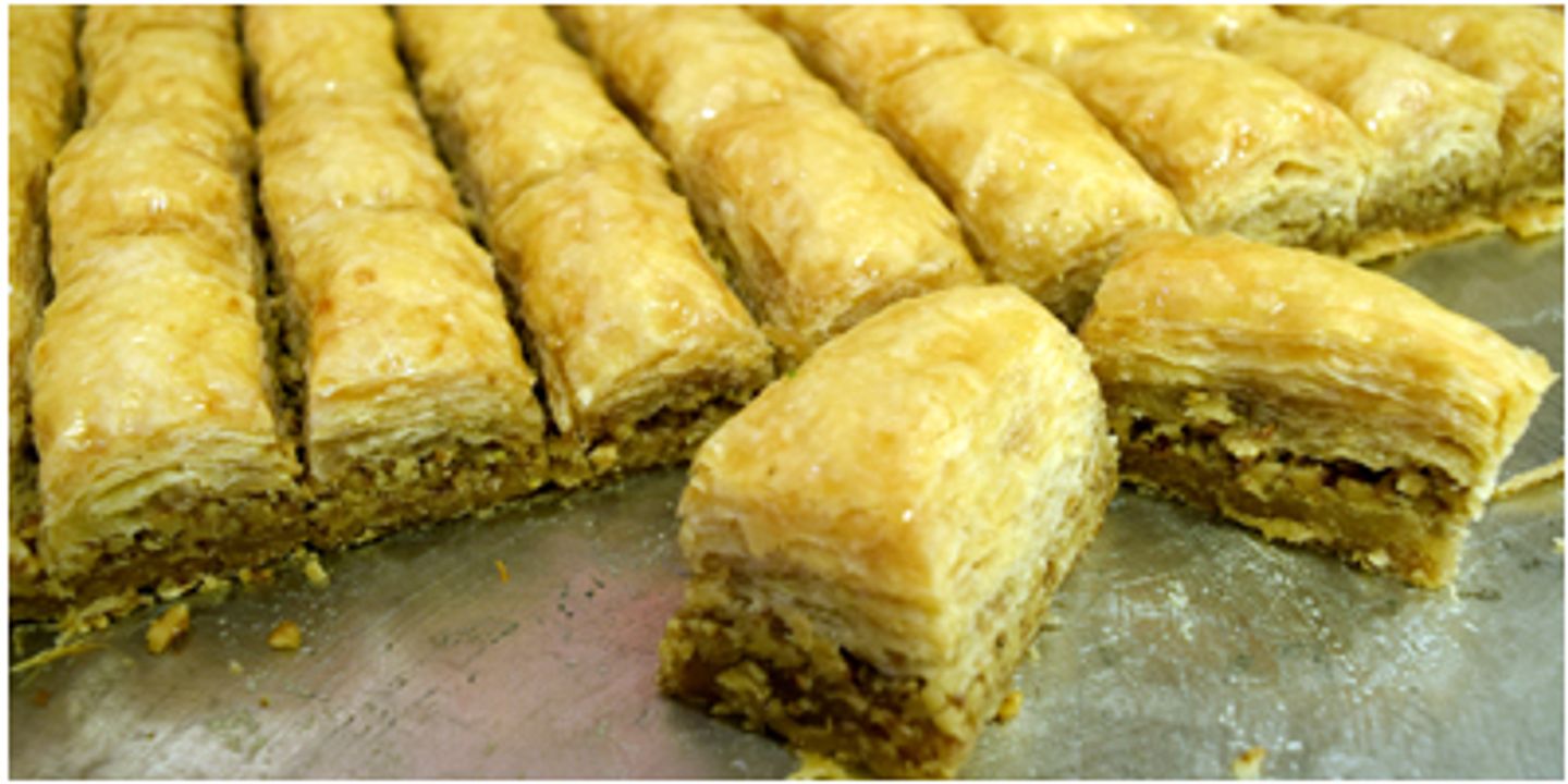بقلاوة تركي بالجوز - 1/2 kg