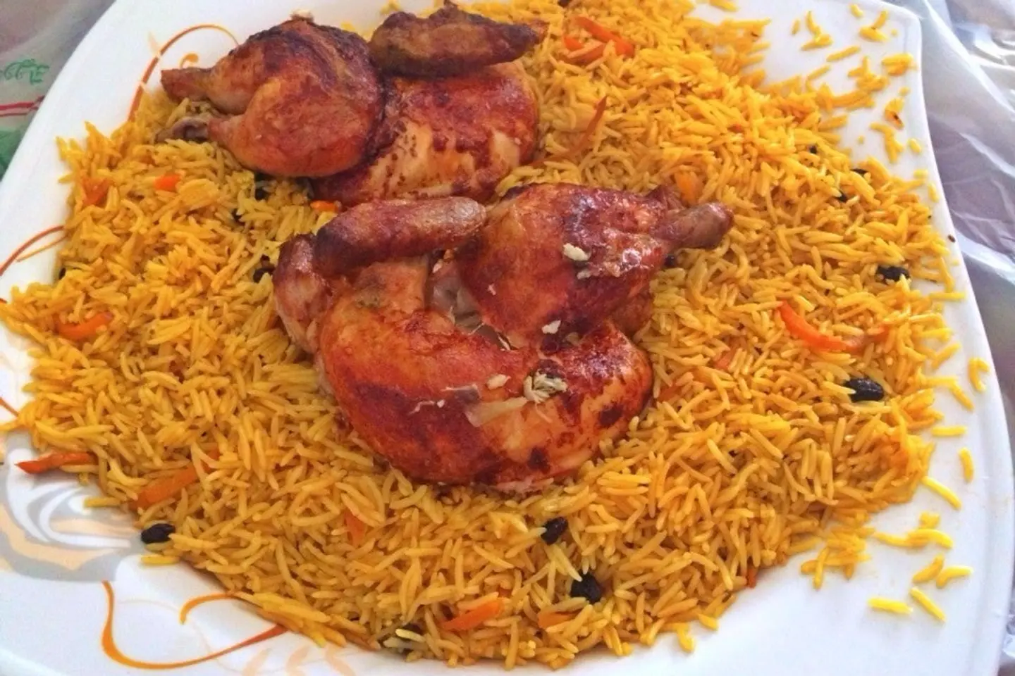 بخاري مع دجاج - دجاجة كاملة