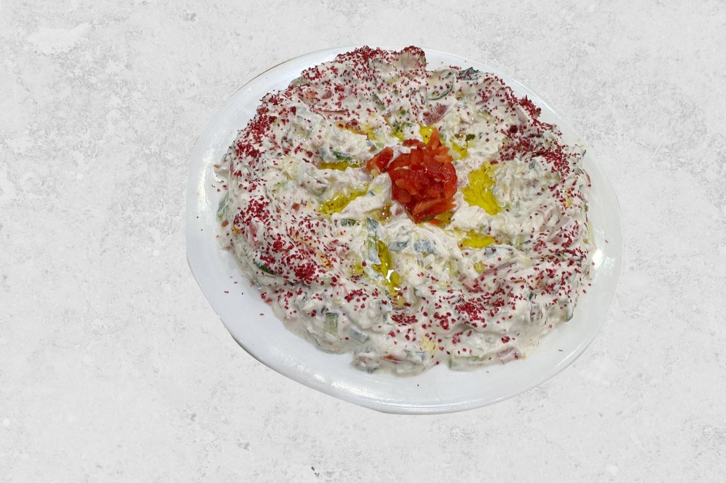 سلطة جبنة  - علبة جبنة صغيرة