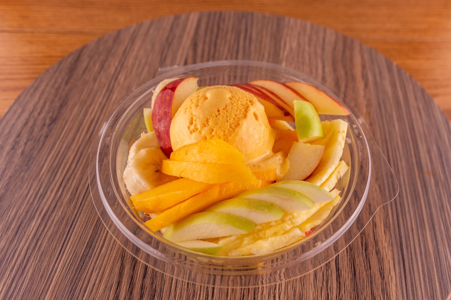 Fruit Salad With Ice Cream - Medium
