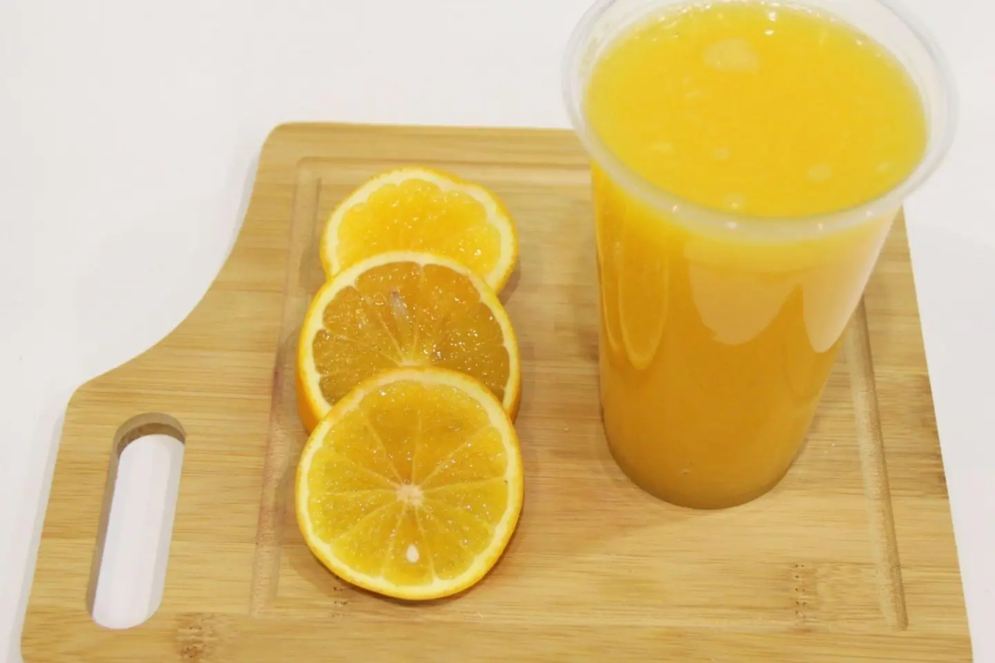 عصير برتقال كبس - صغير