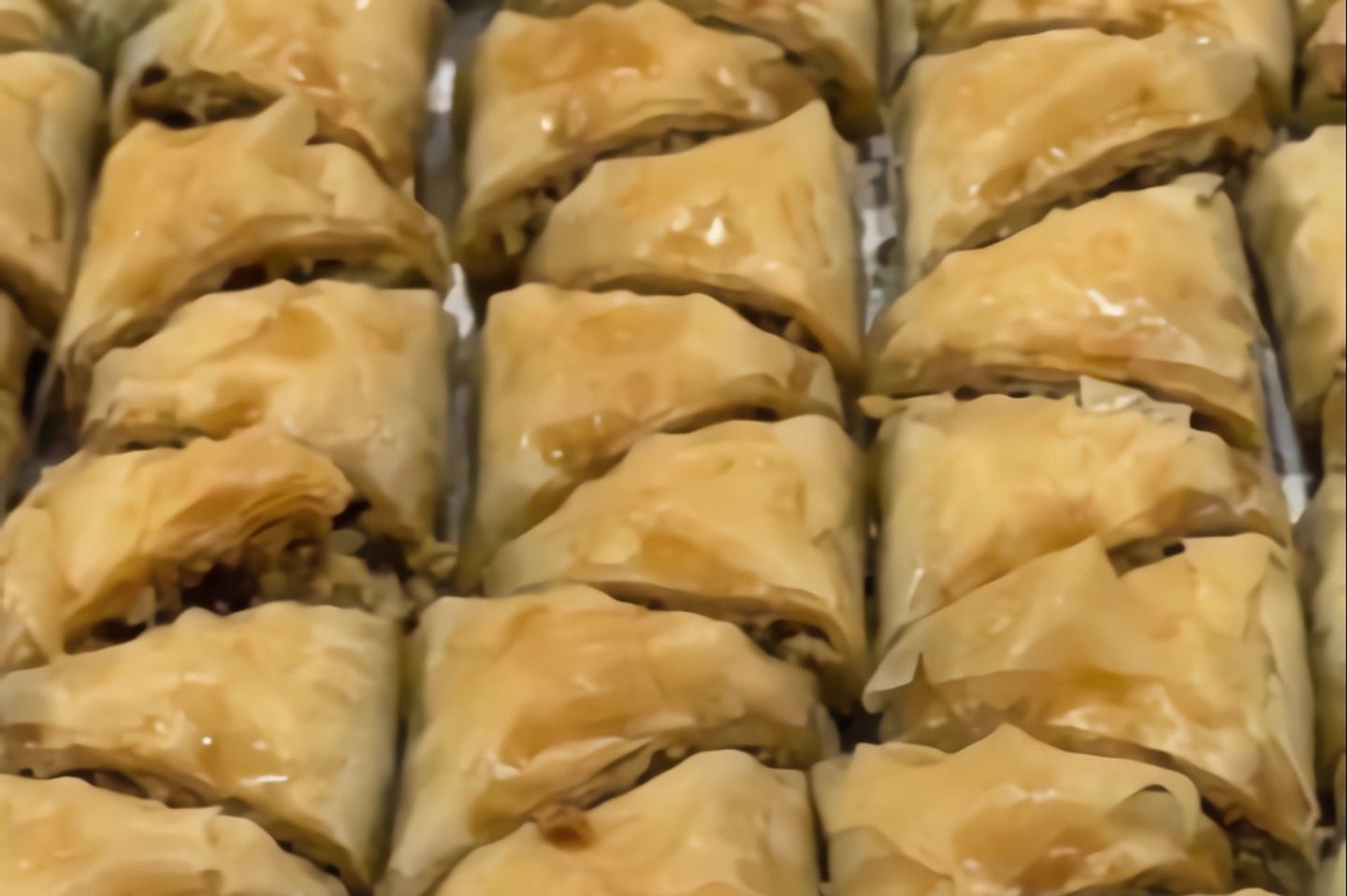 Eyes With Pistachios - 1 Kg