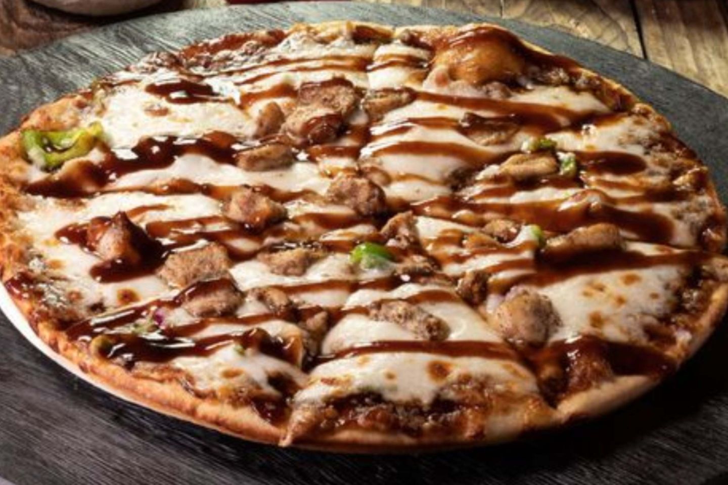 Shawarma Pizza - Medium Shawarma Pizza