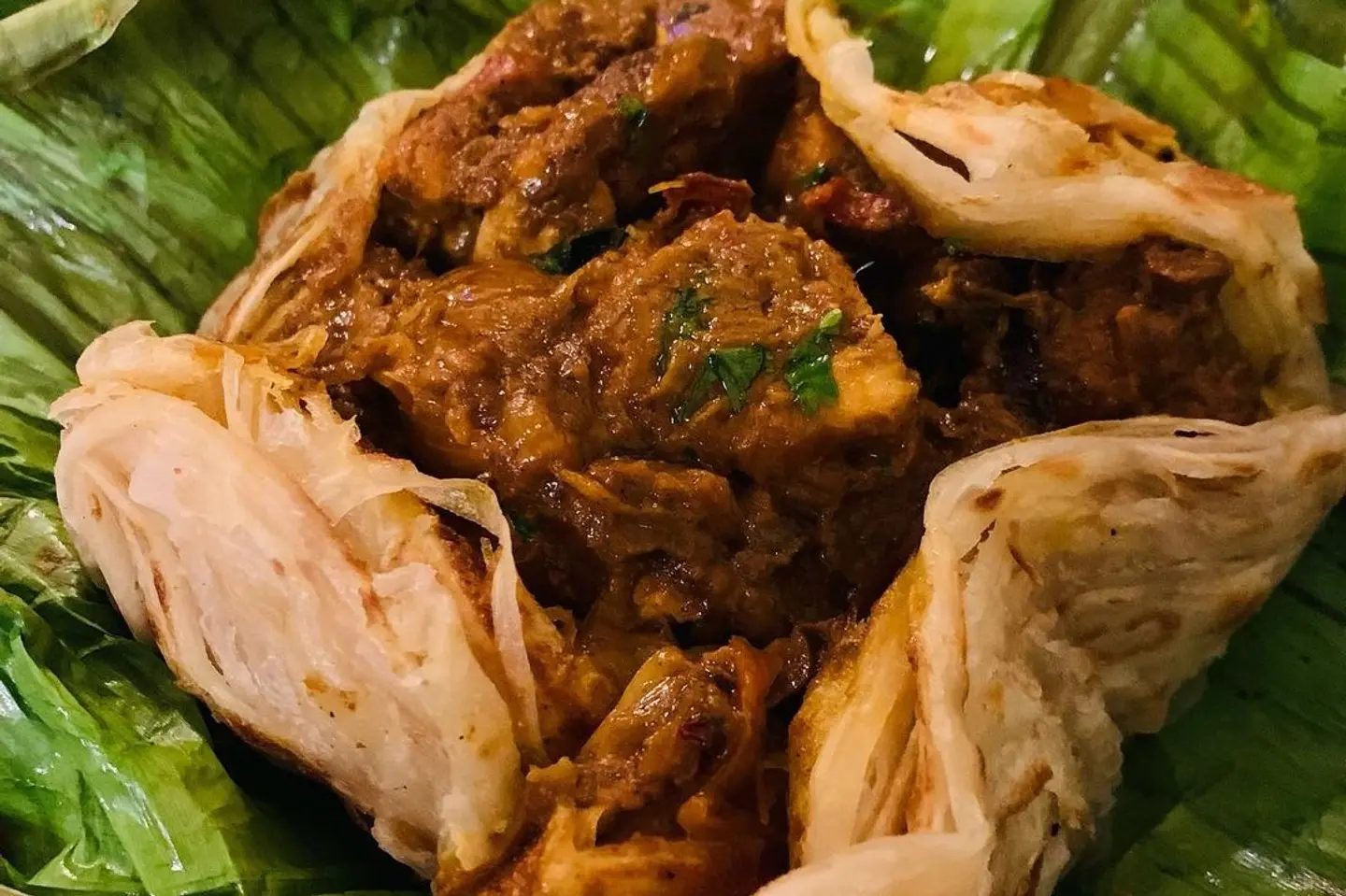 Kizhi Parotta - Chicken