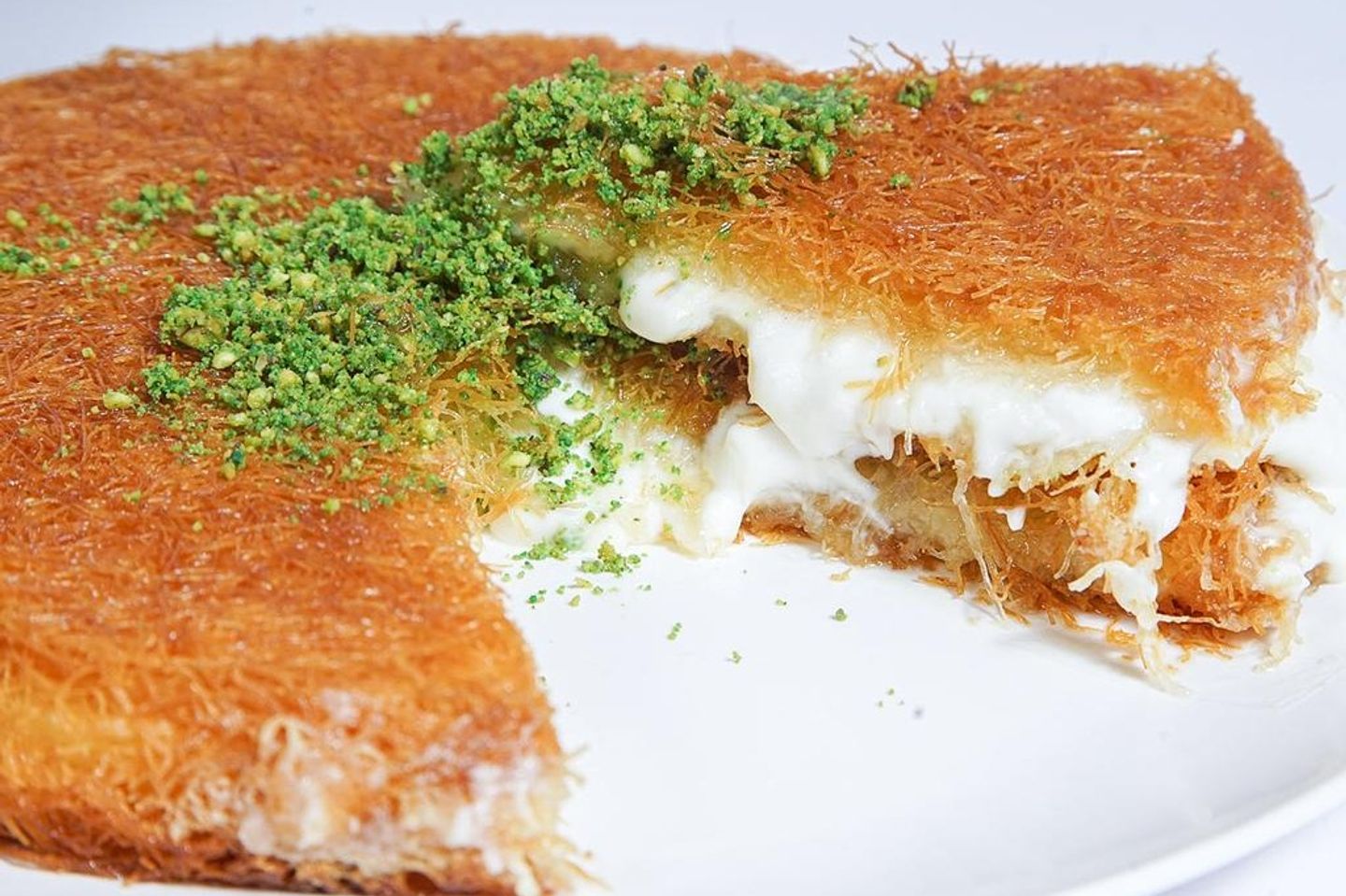 بين نارين قشطة - صغير