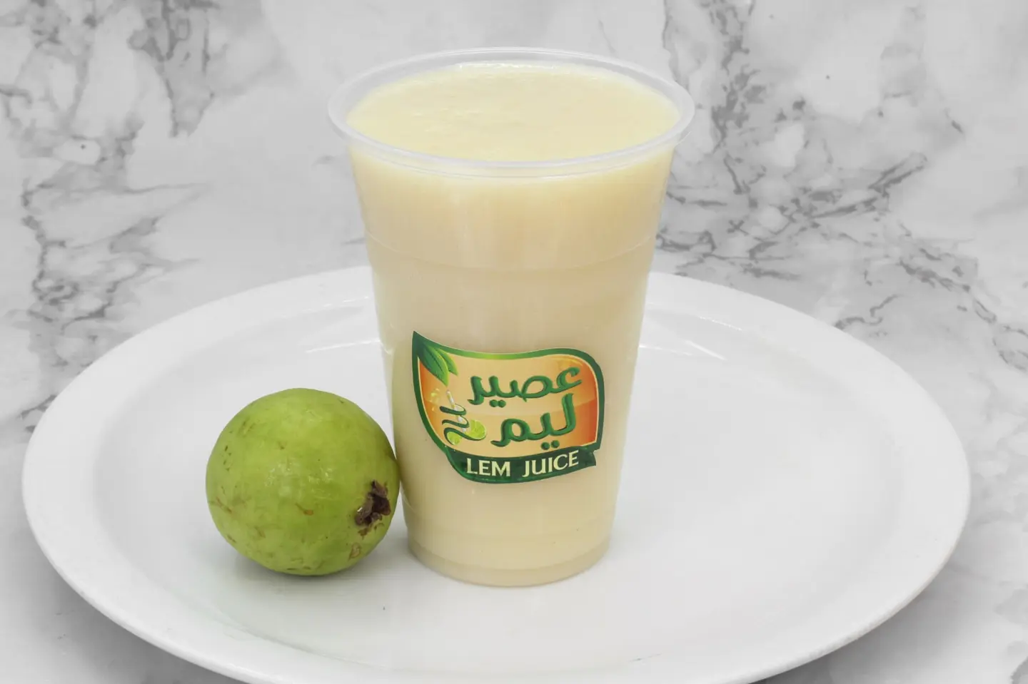عصير جوافة مع حليب - صغير