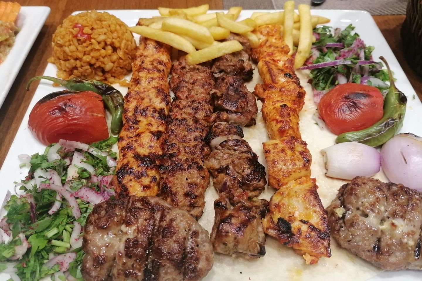 مشويات حلبي مشكل / - مشويات حلبي صغير
