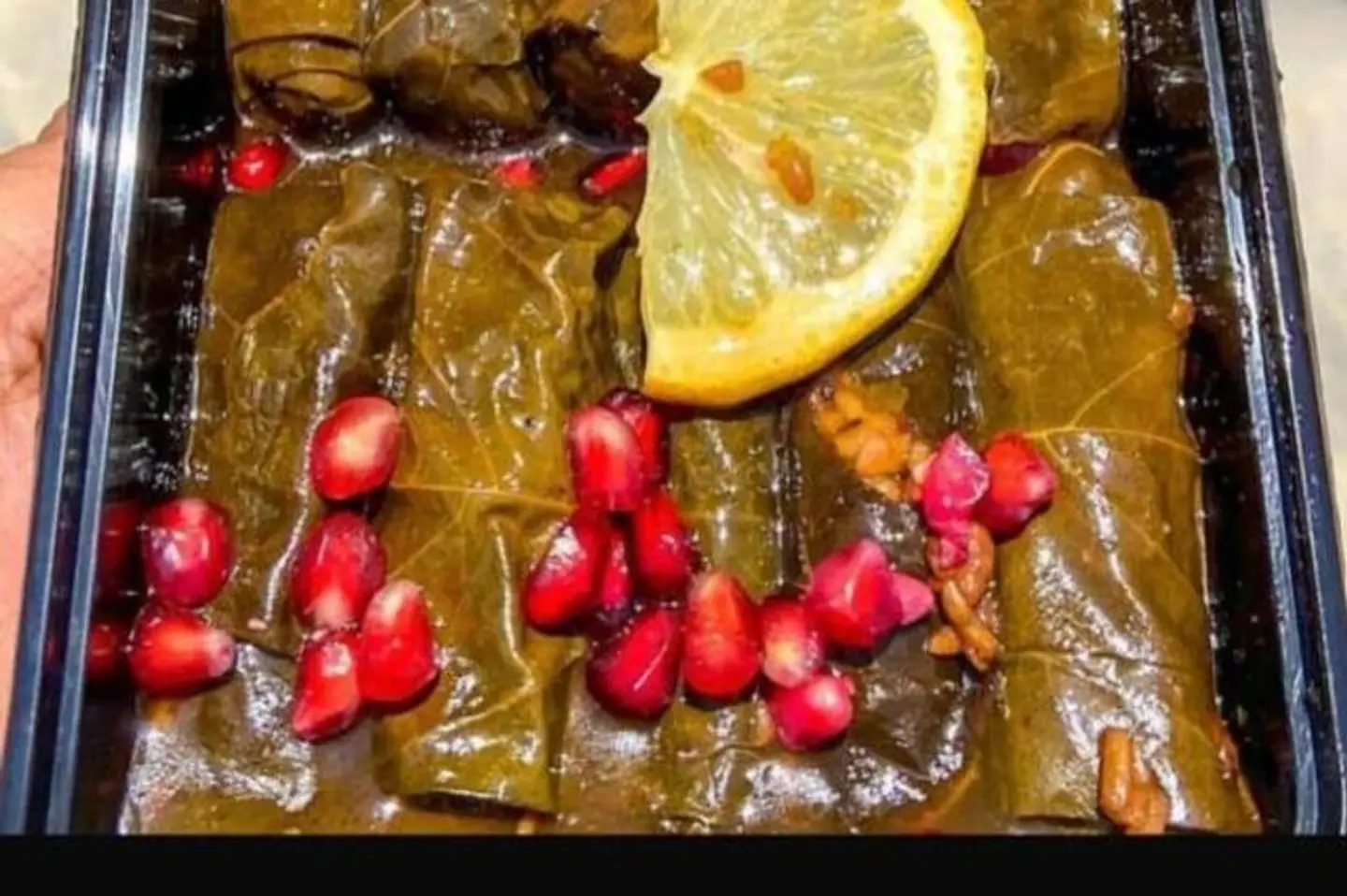 Grape Leafs With Pomegranate Molasses - 5 Pieces