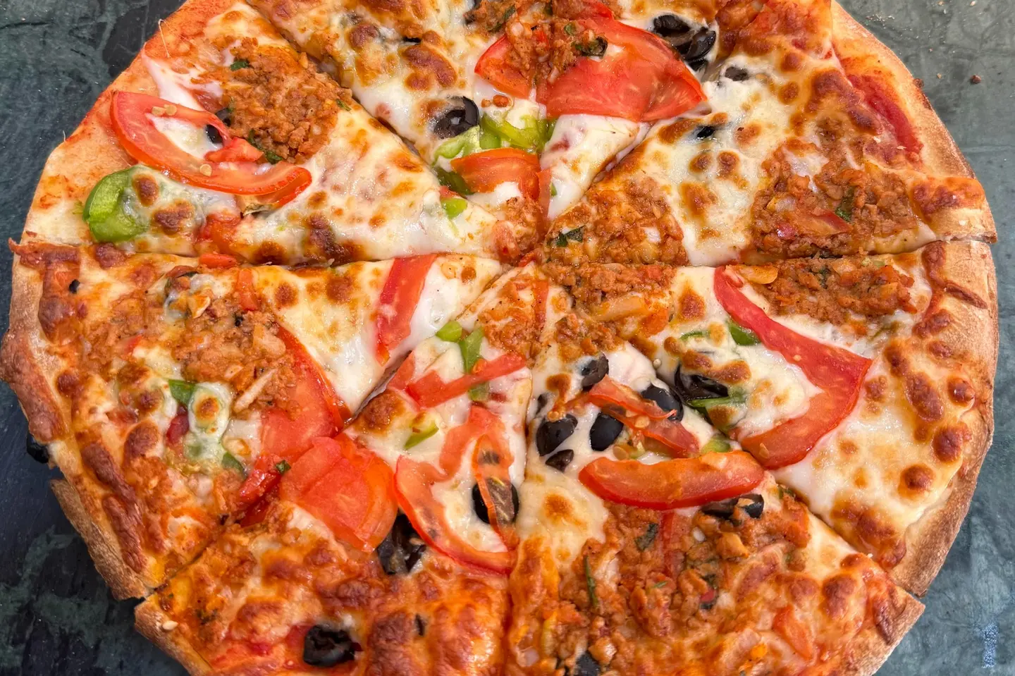 Pizza With Chicken - Small