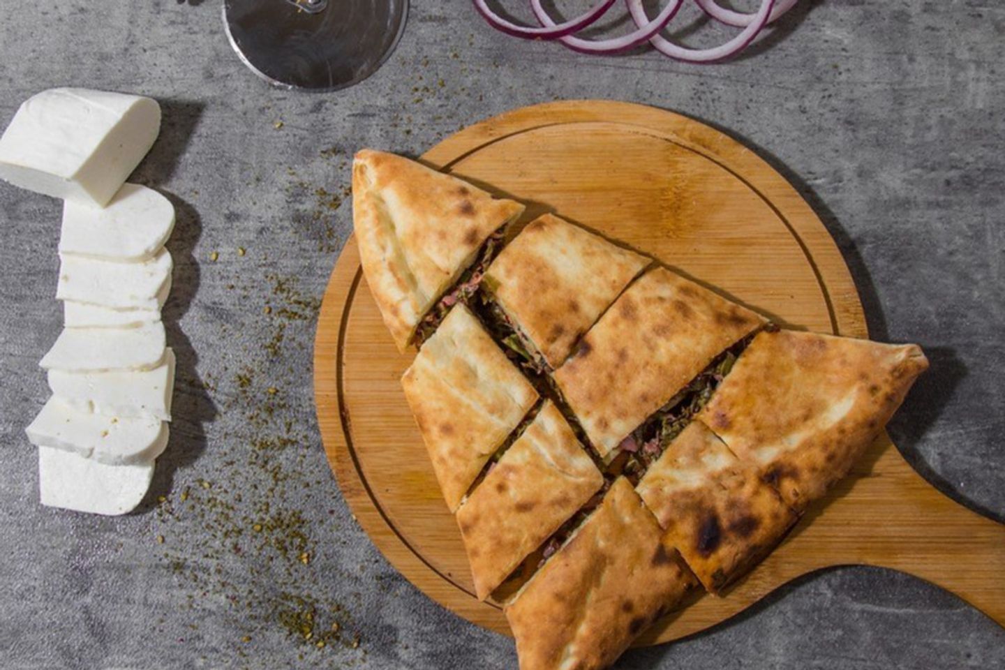 فطائر السبانخ - سبانخ بالبطاطس
