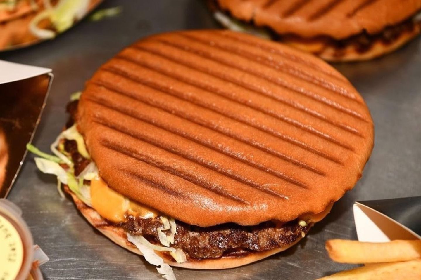 Flat Burger Meat Or Chicken - Burger
