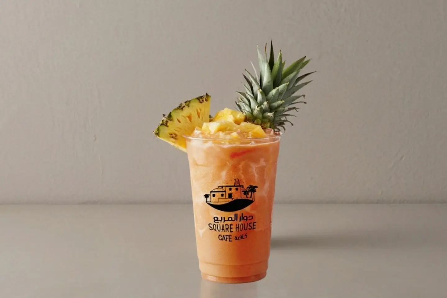 سموذي أناناس - وسط