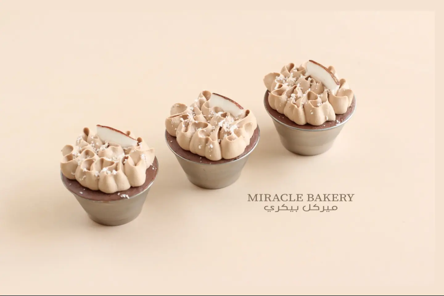 Mini Coconut Caramel Cake - 3 Cups