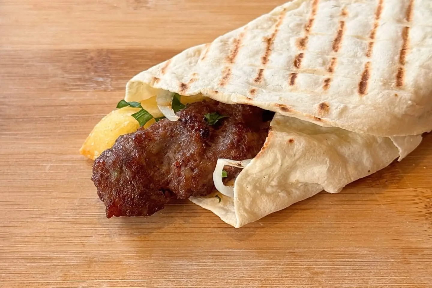 ساندوتش كباب لحم - صغير