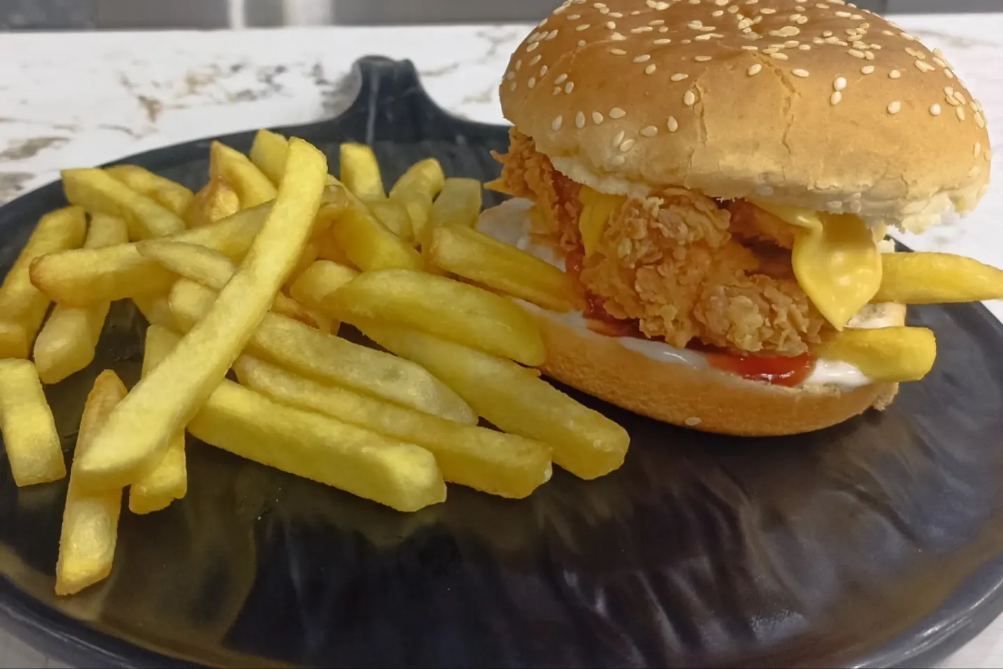 Burger Zinger  - Burger Zinger Meal
