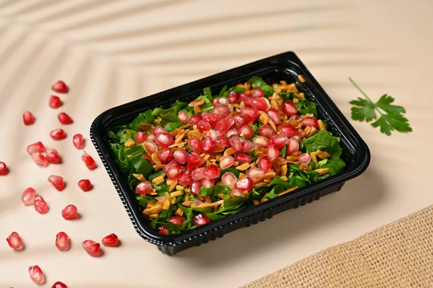 Rocca Salad With Roasted Almonds And Pomegranate - Meduim