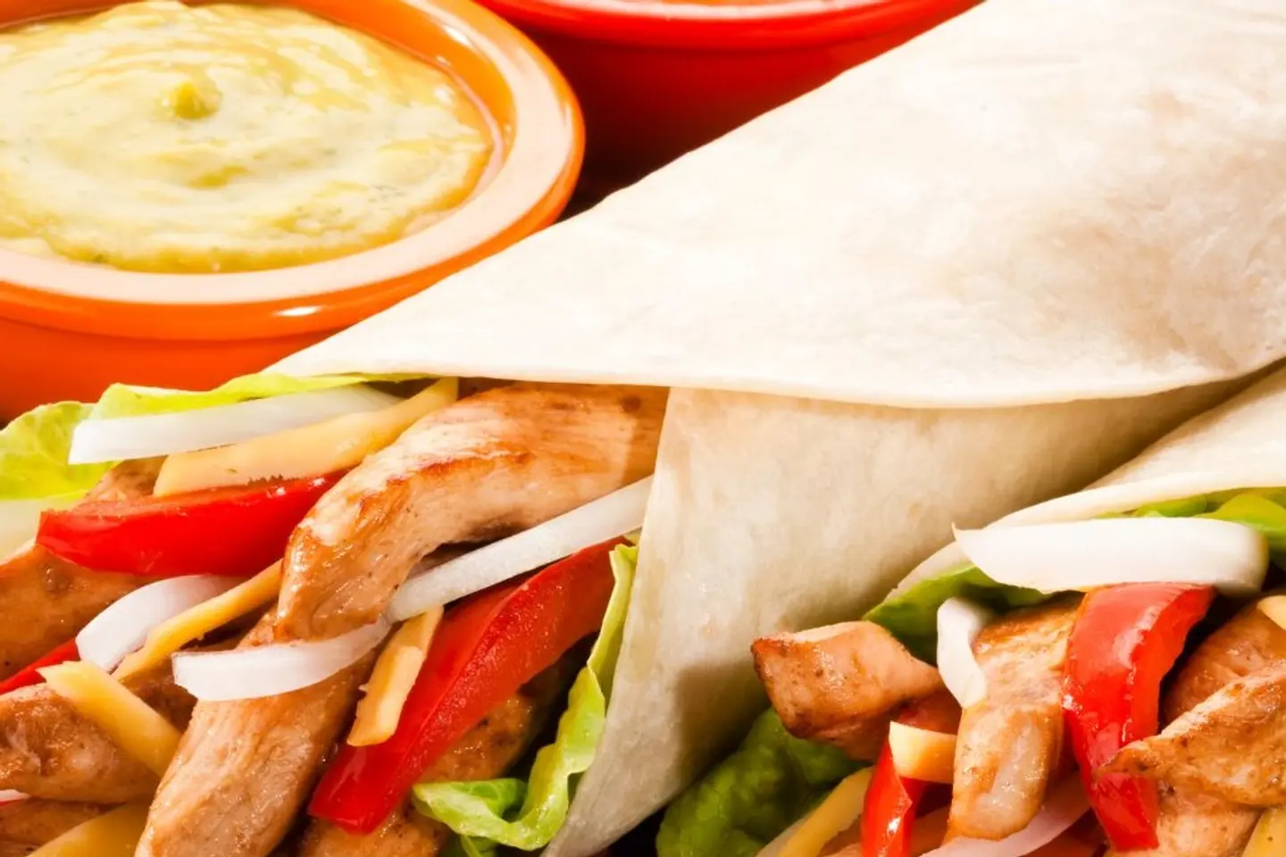 ساندوتش دجاج فاهيتا - عادي