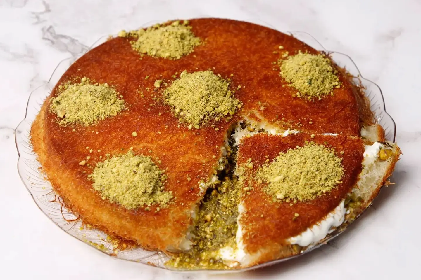 كنافة قشطة مكسرات - صغير