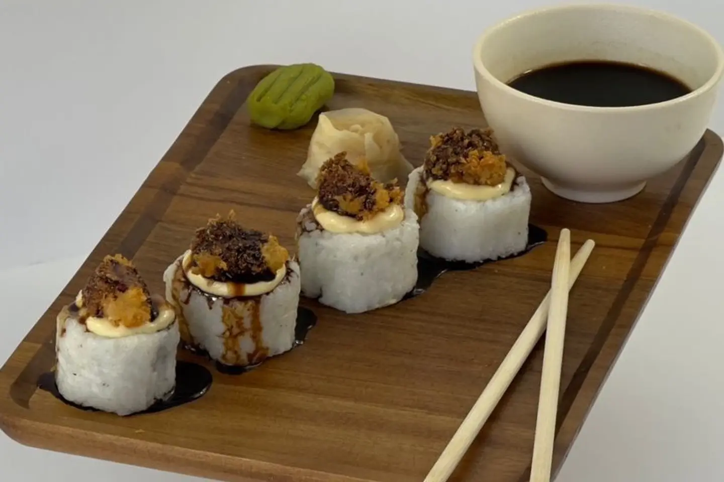 سوشي ماكي دجاج وربيان - اربع قطع