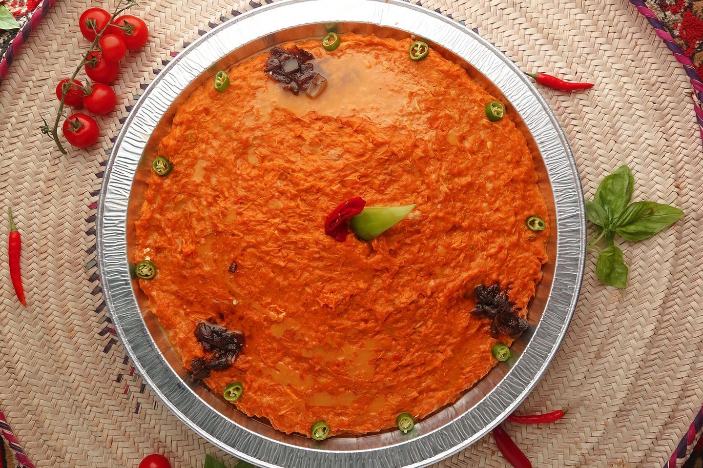 جريش أحمر بالدجاج - صغير