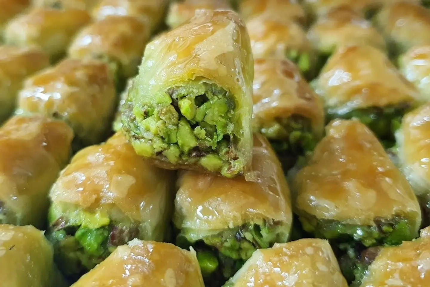 Kul Washkur Pistachio - Half A Kilogram