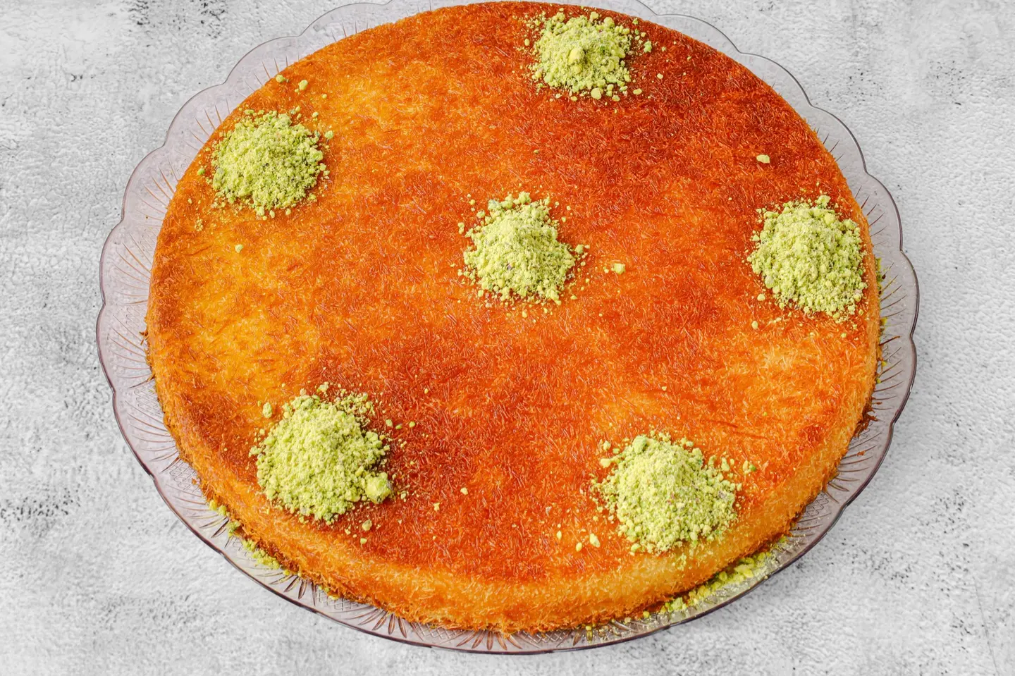 كنافة كندر مع قشطة - وسط