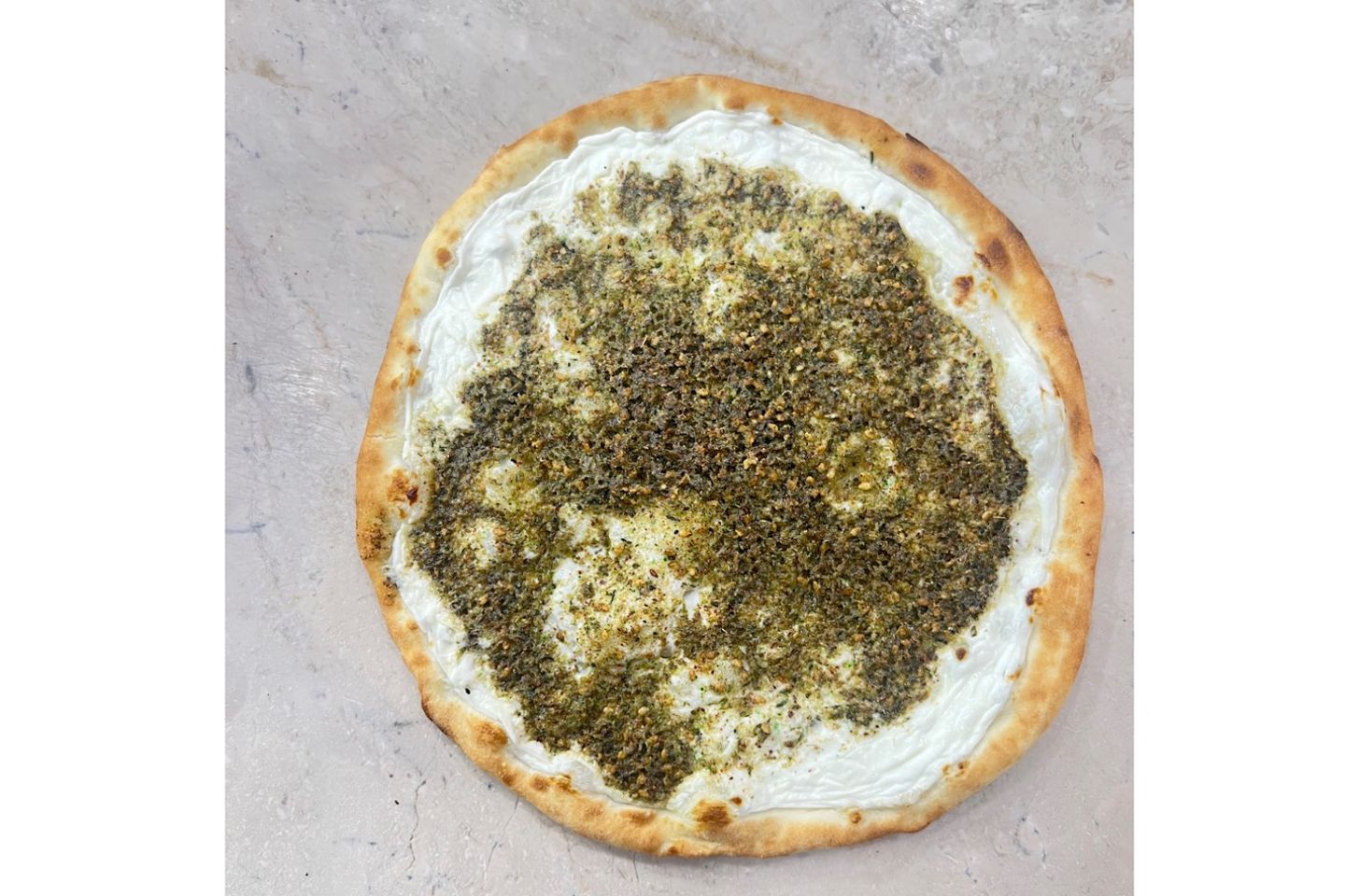 فطيرة لبنة زعتر - وسط