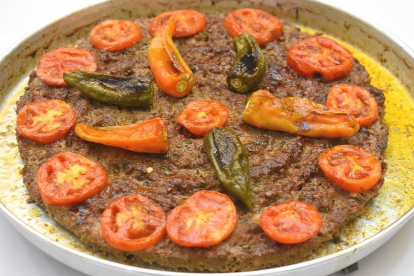 كفتة لحم بالطماطم - نفر