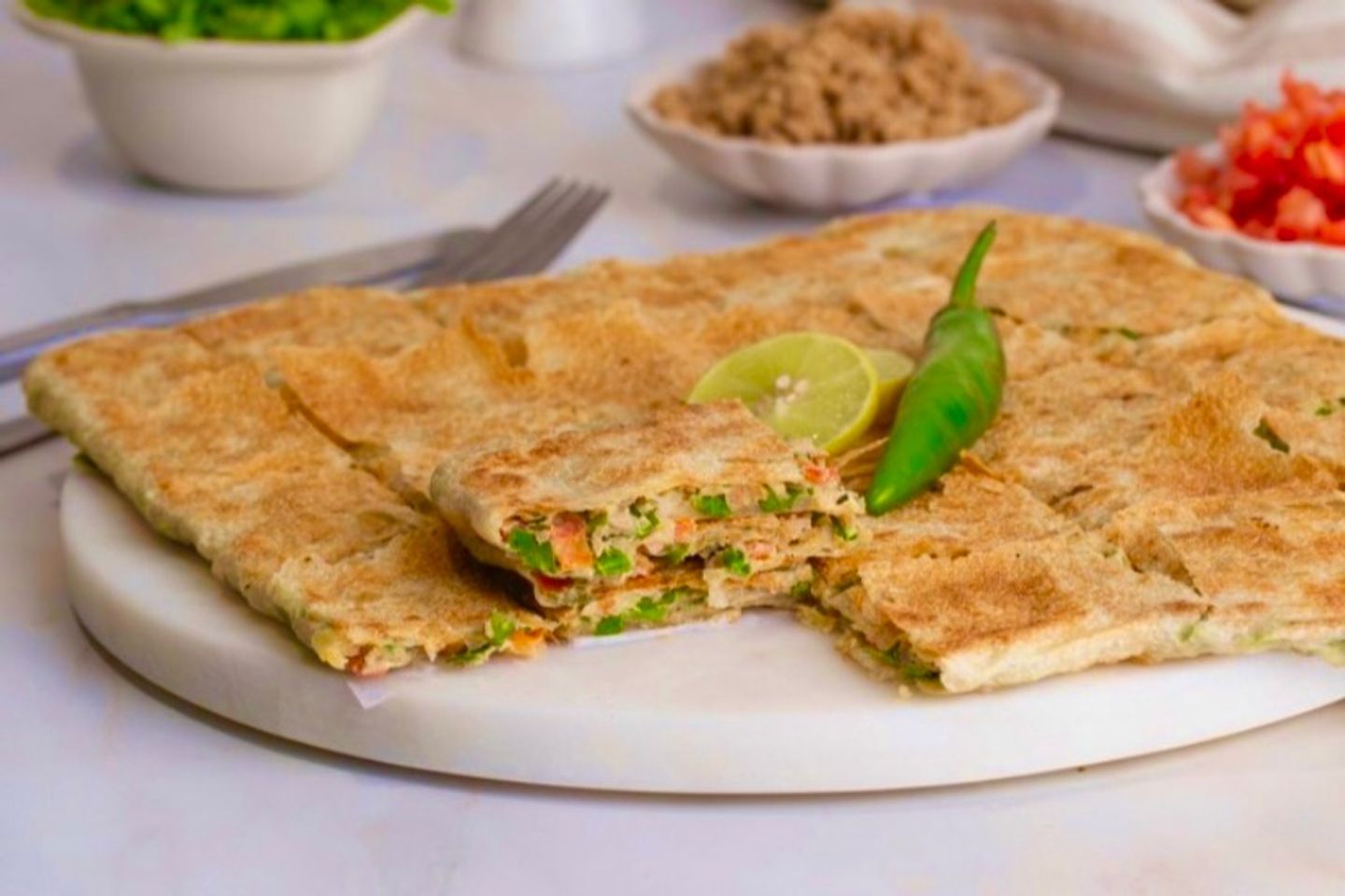 مطبق بالتونة - صغير