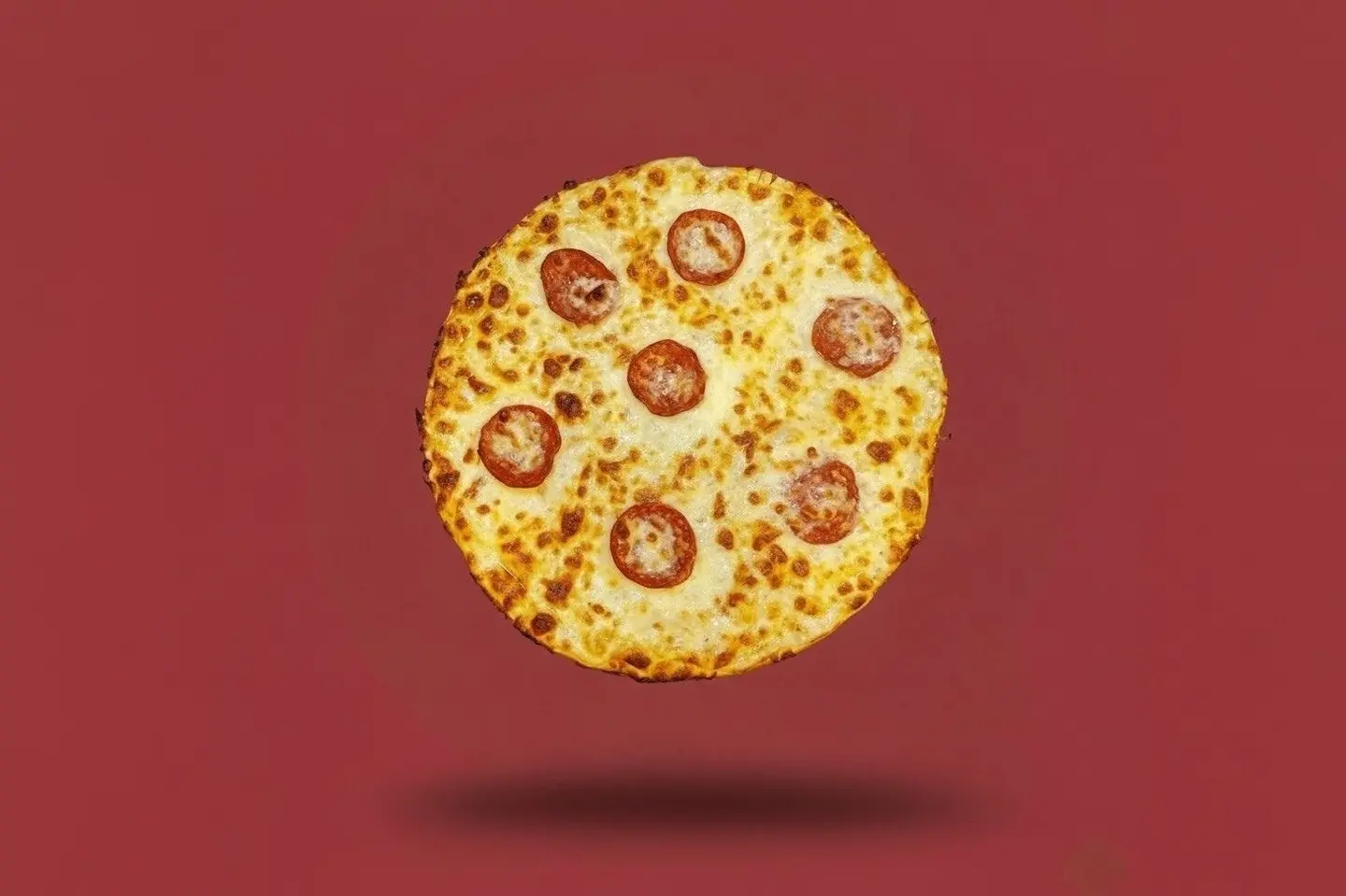 بيتزا بيبروني - صغير