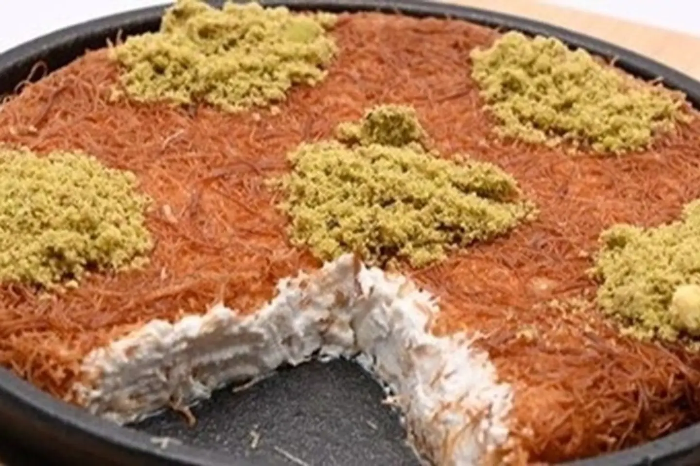 كنافة قشطة بالعسل - الشلة