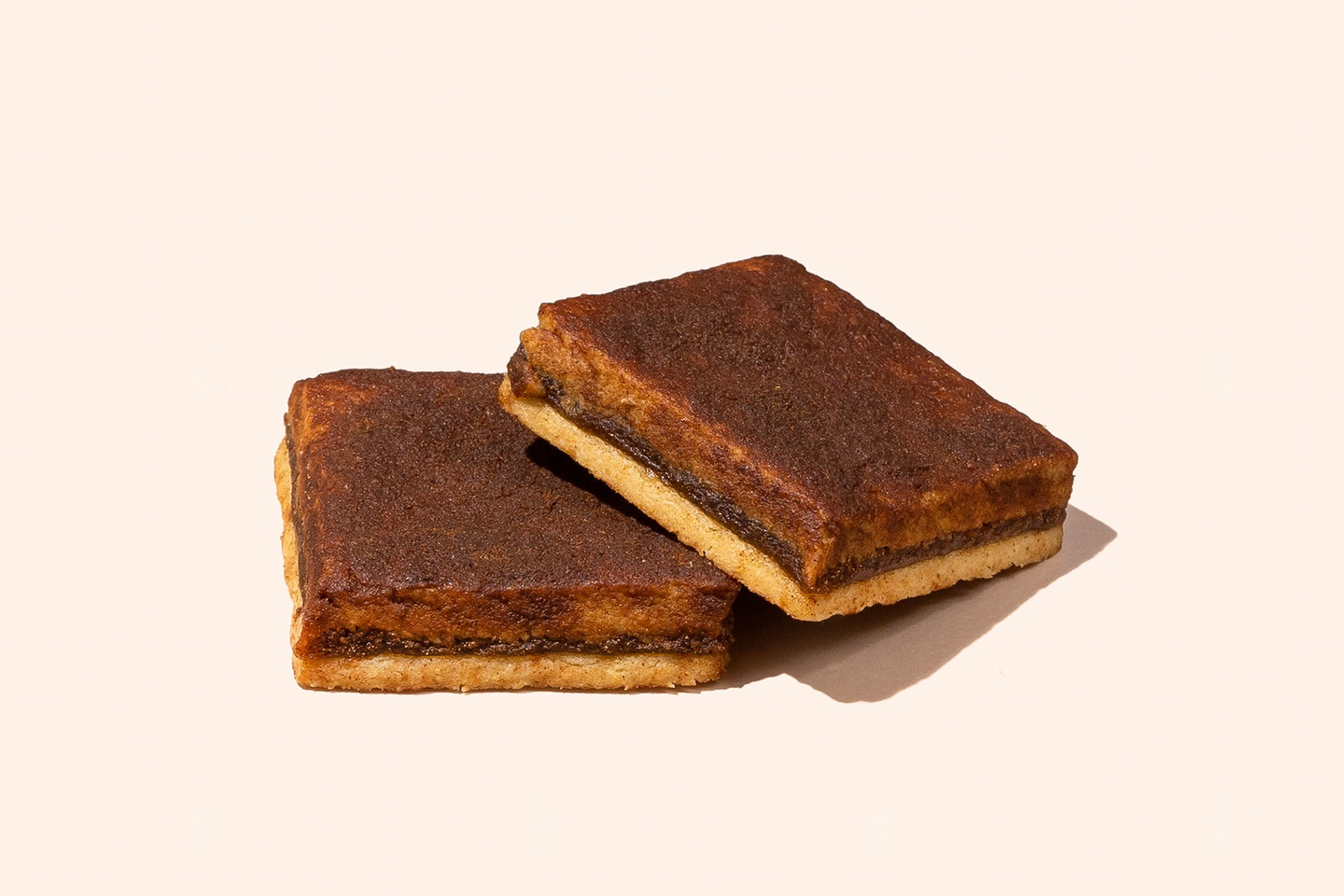 Maqrota Dates And Walnut With Cinnamon - Small