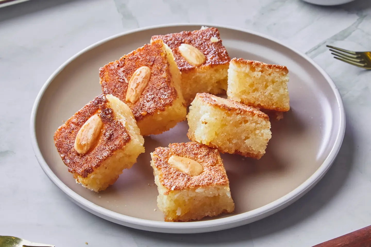 Harissa Almond - 500 Gm