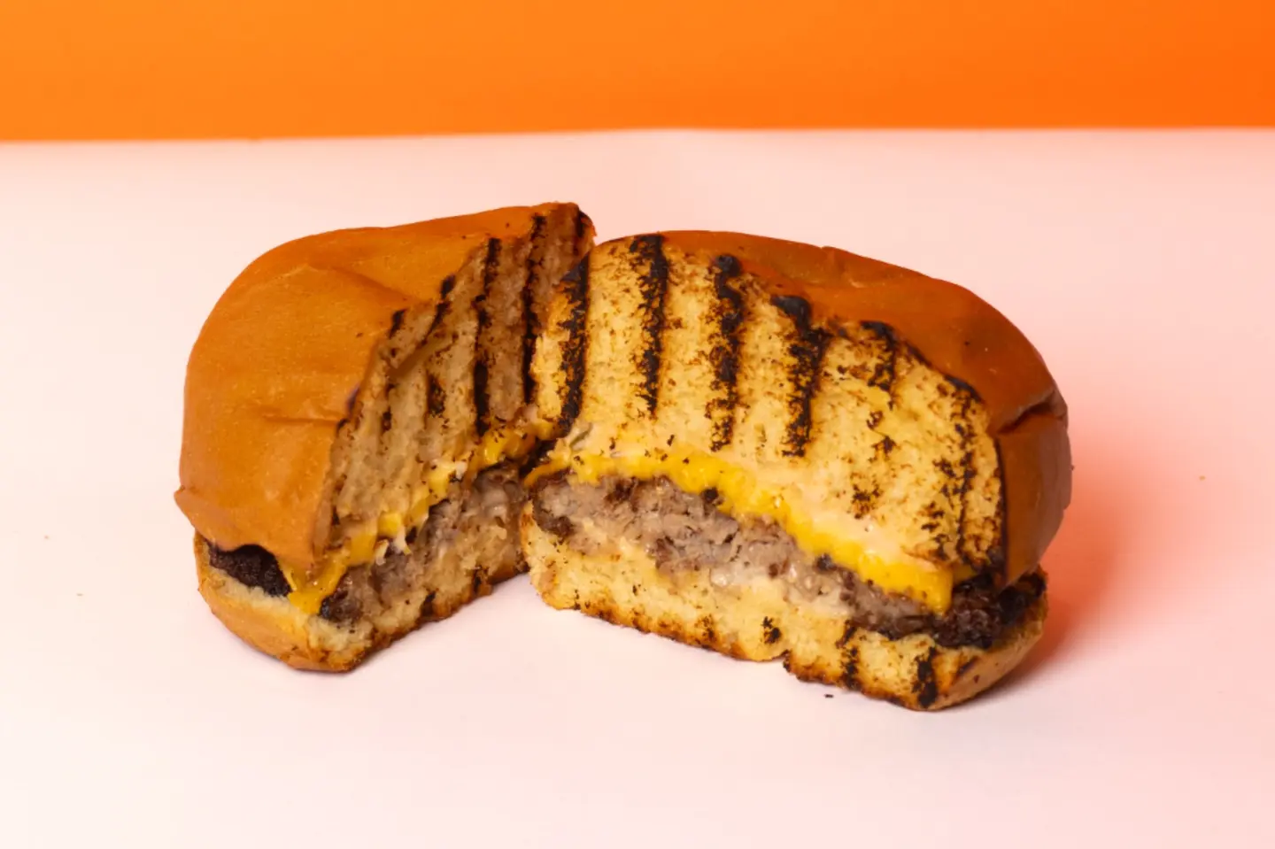 كلاسيك لحم - برجر