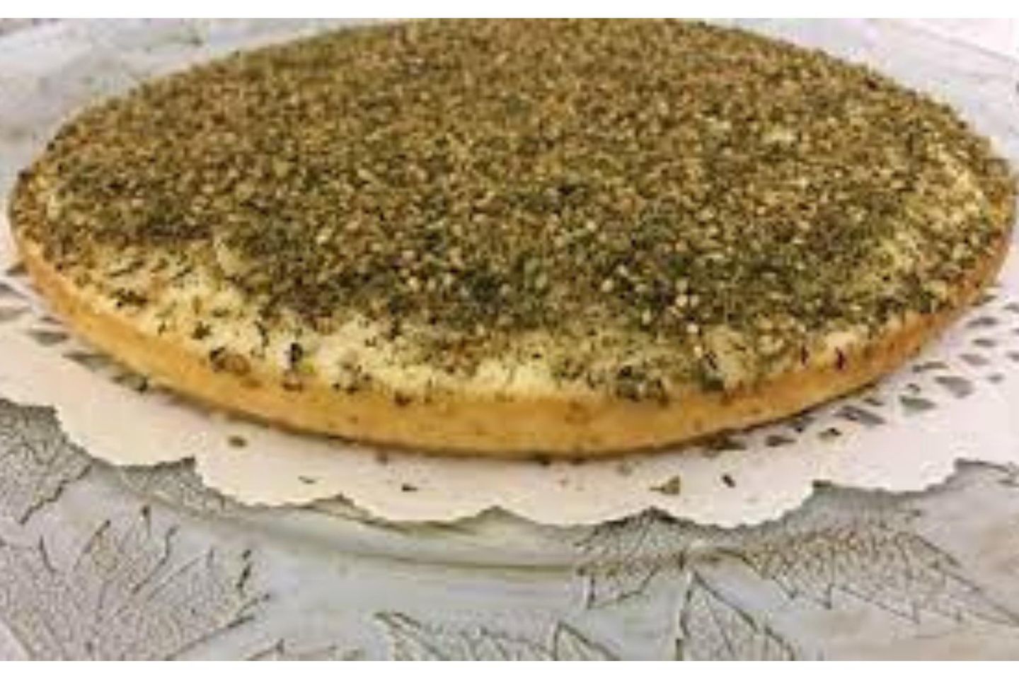 فطيرة جبن بالزعتر - فطيرة جبن بالزعتر كبيرة