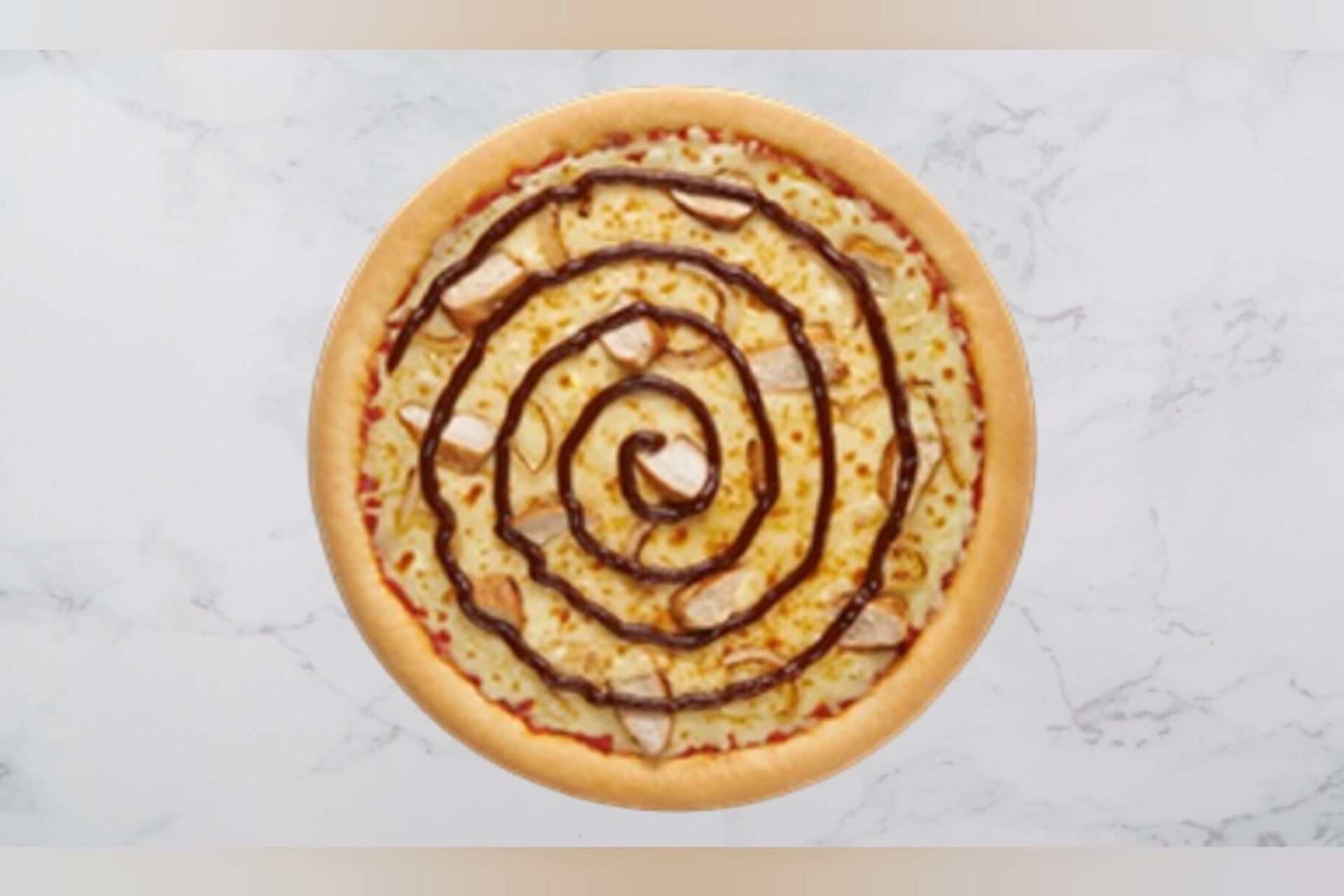 بيتزا دجاج باربكيو - بيتزا دجاج باربكيو-وسط