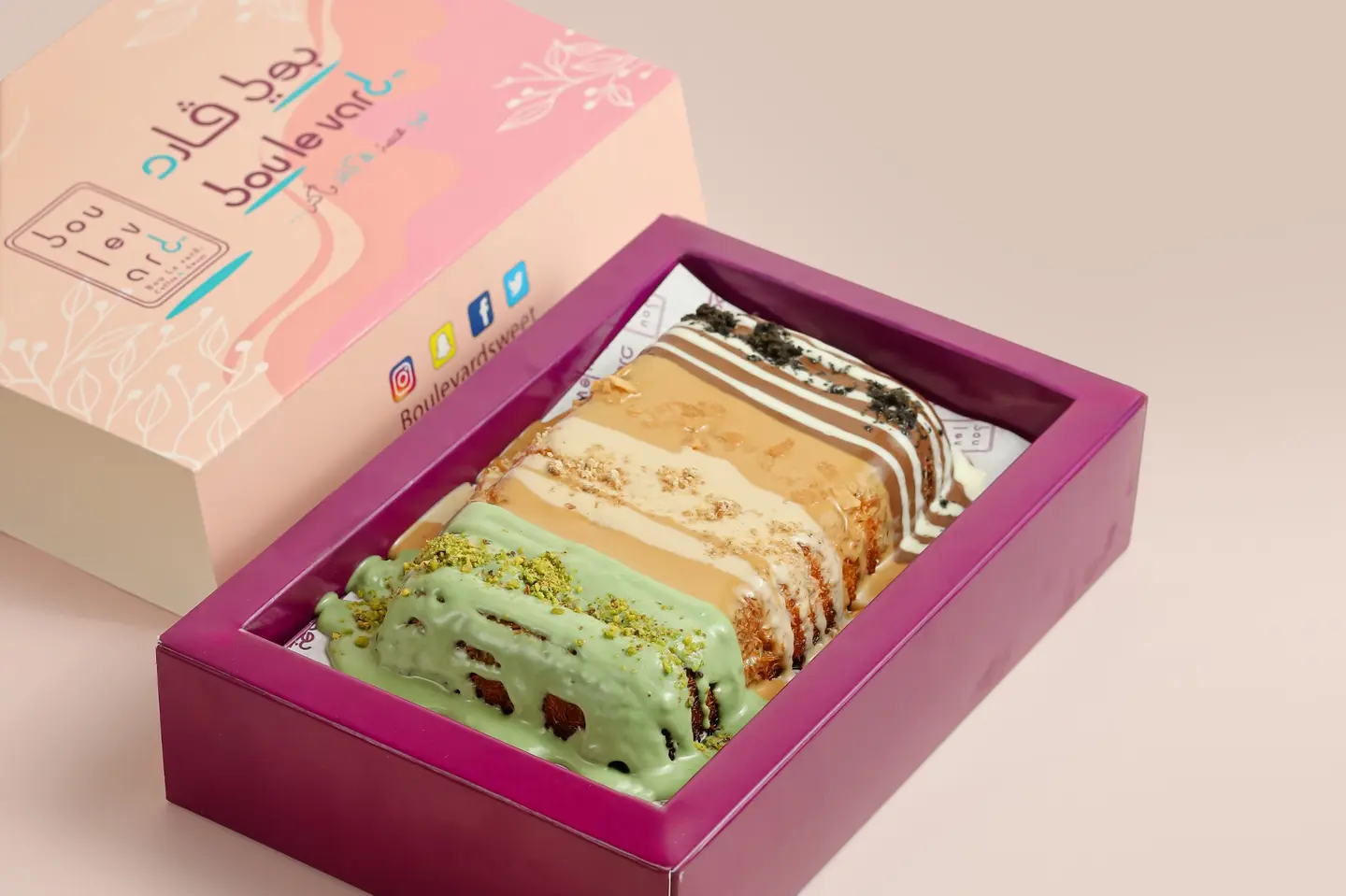 كنافة قشطة بالصوصات مكس الرائعة - صغير