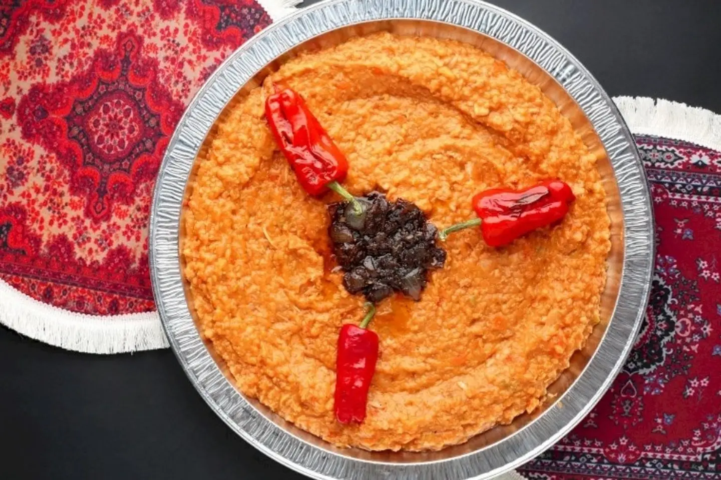 Kuwaiti Red Jreesh Feast - Large