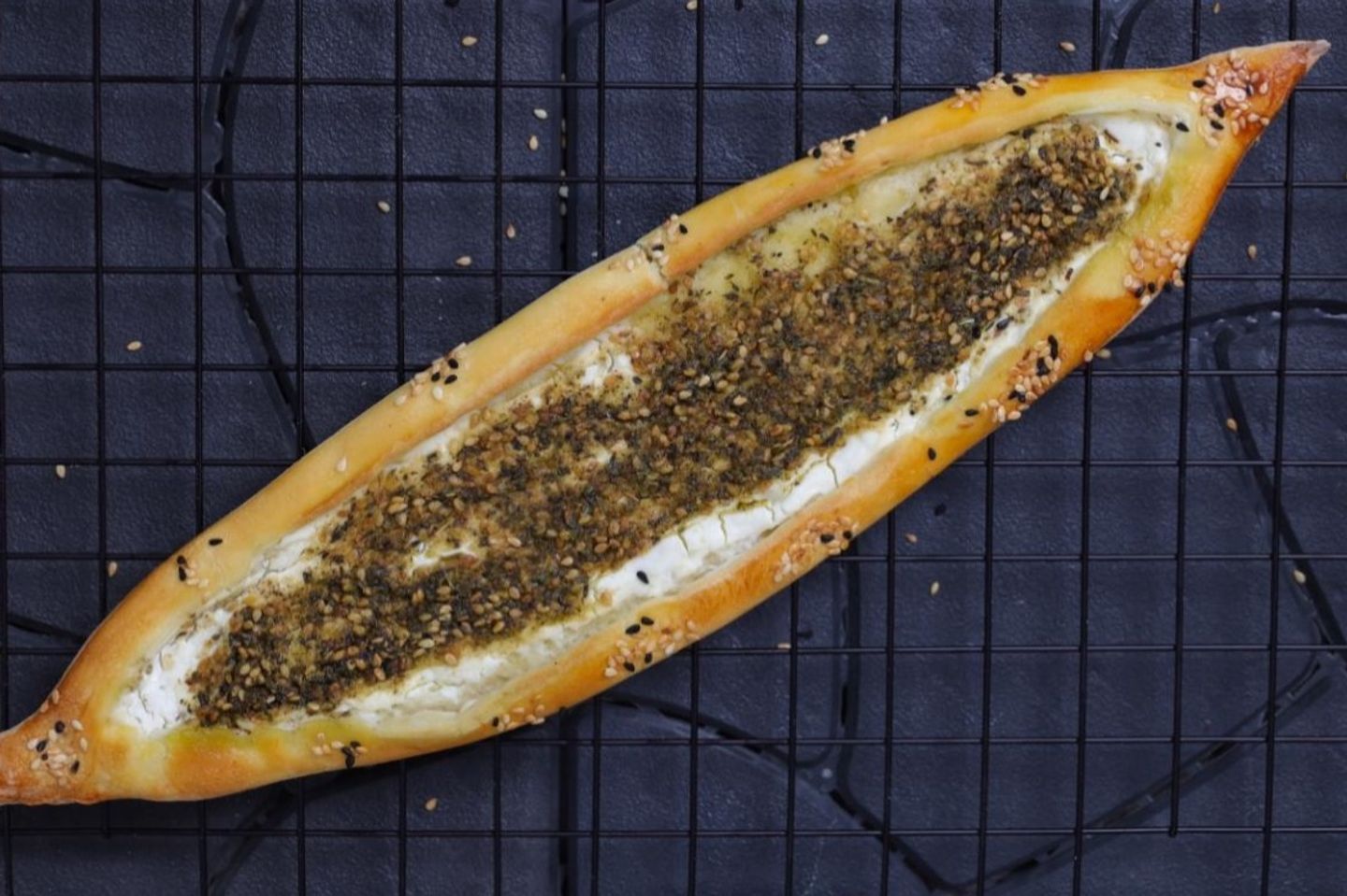 Thyme Pie With Cream Cheese - Regular Medium