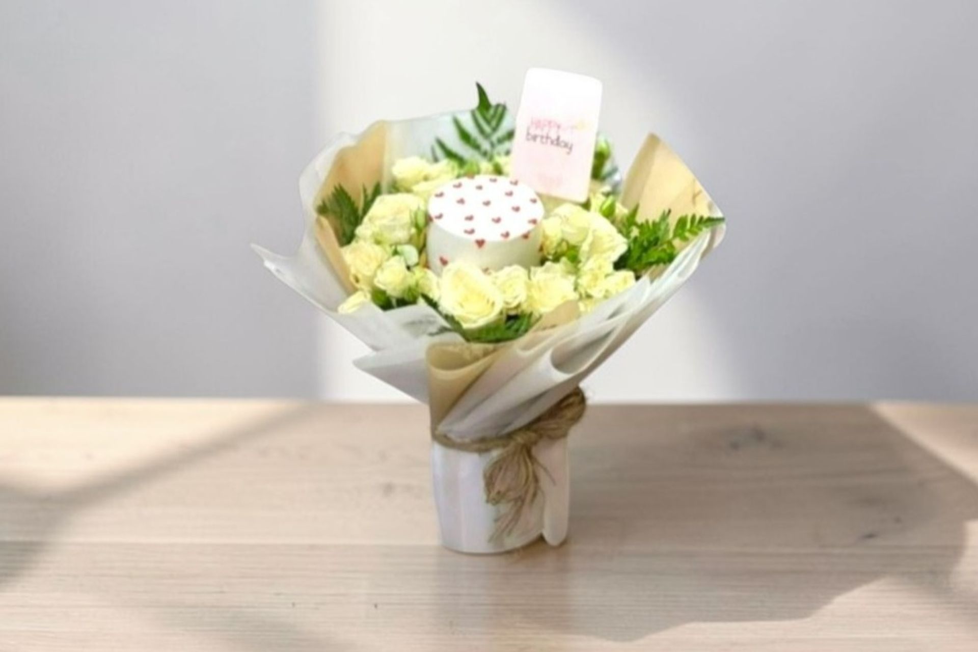 Giant Bouquet With Cake - Cake