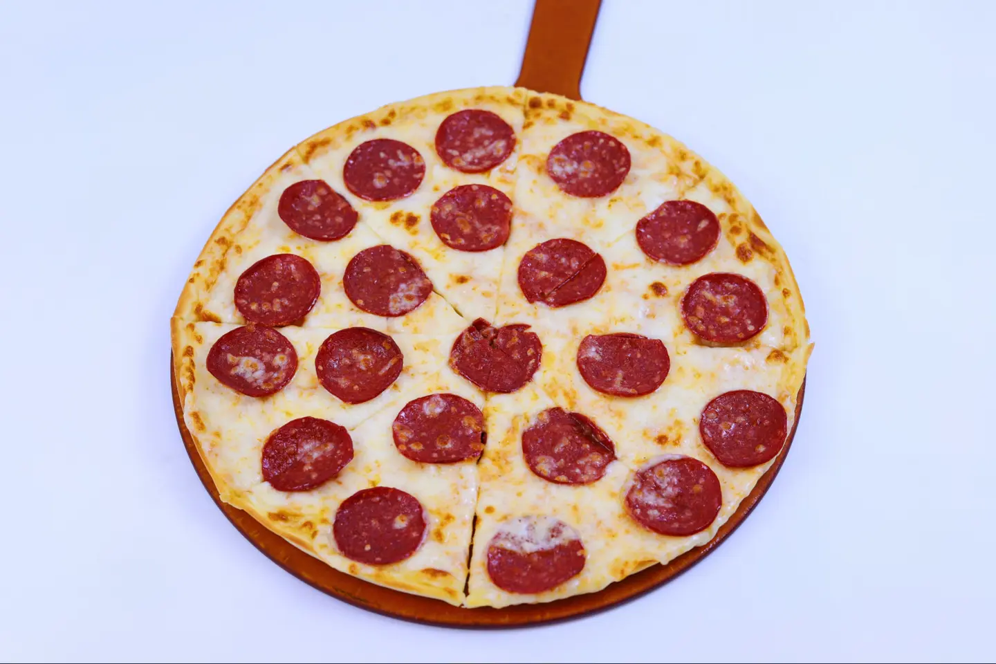 Pizza Pepperoni - Atraf Jubn