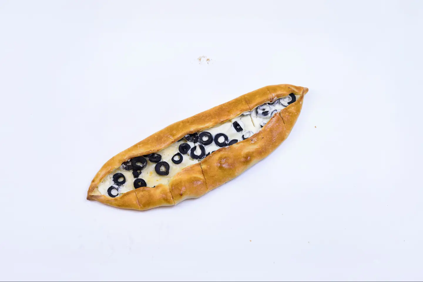 فطيرة لبنة وزيتون