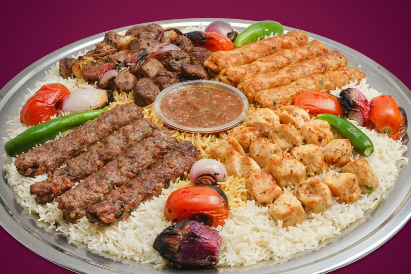 مشويات العائلة مع أرز - دجاج فقط
