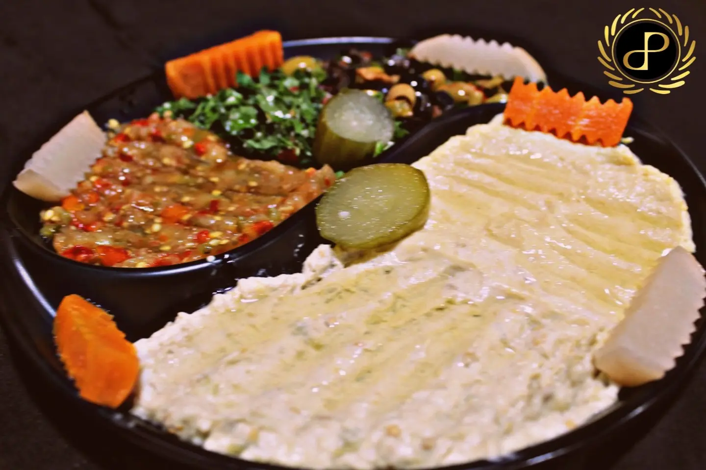 طبق مقبلات مشكلة - صغير