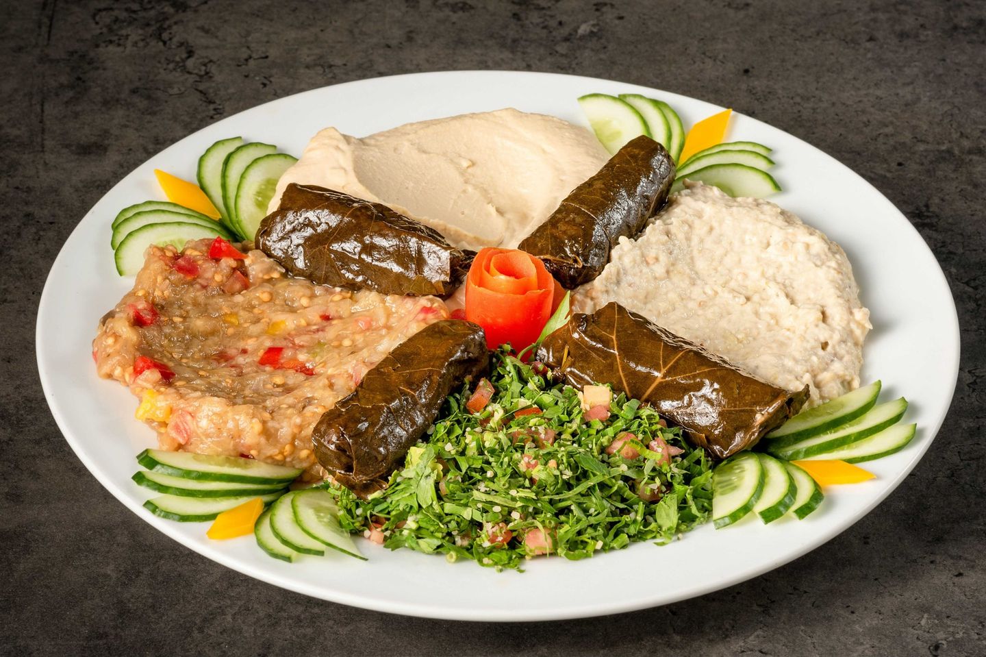 مقبلات مشكلة - صغير